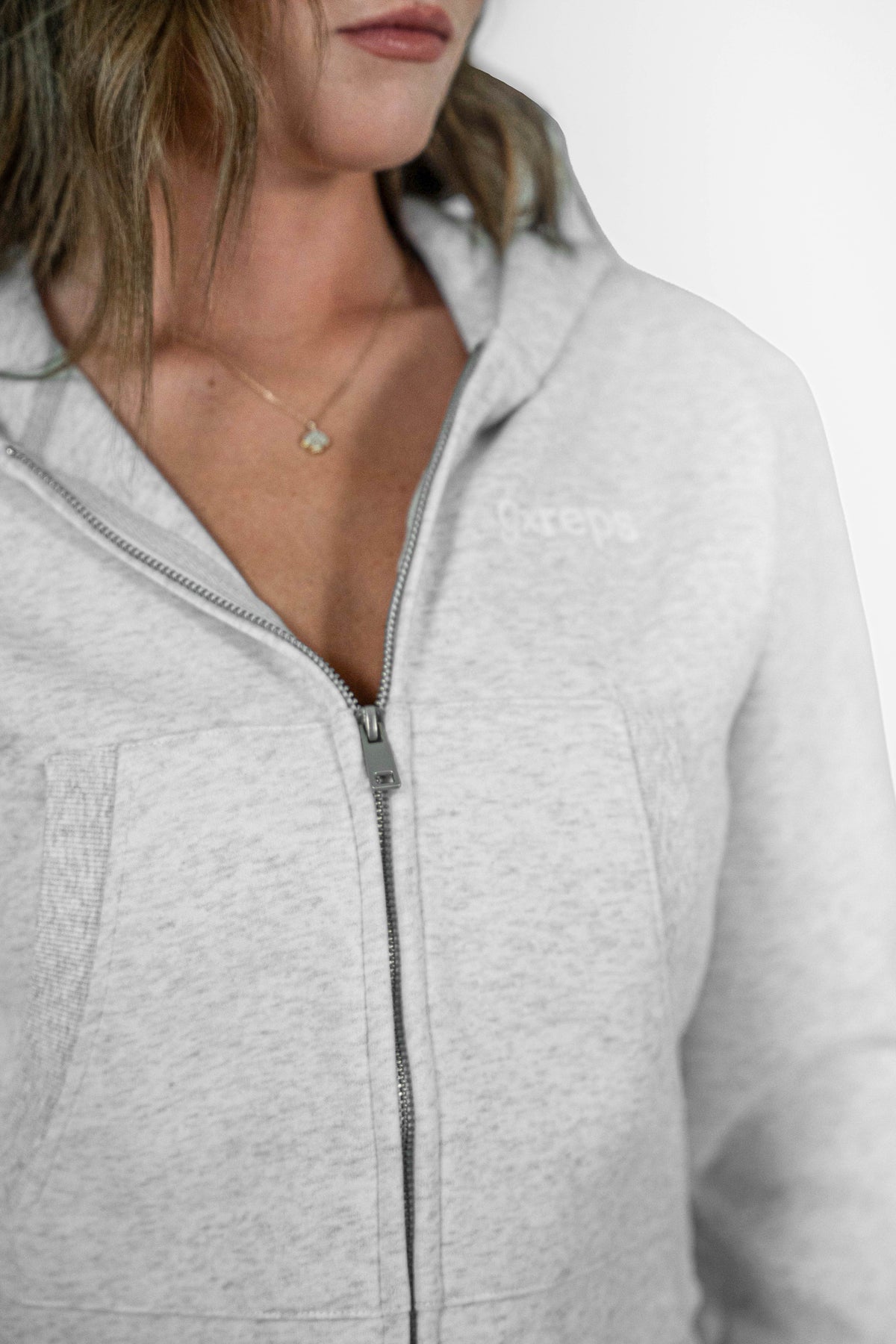 Nova Set Cropped Zip-Up — Ash